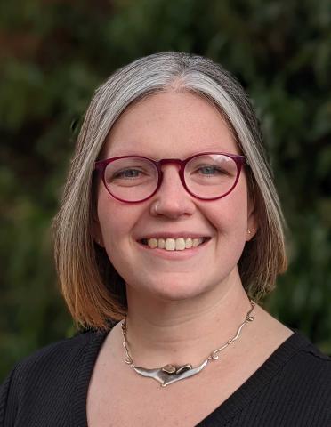 Dr Stephanie Archer